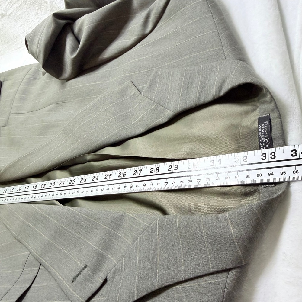 Christian Brooks Pinstripe Suit Men 44L Two-Piece Set - Picture 10 of 15